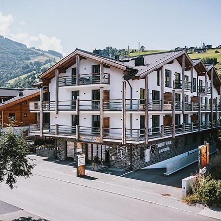 24 By Avenida - Mountain Hotel Kaprun Exteriér fotografie